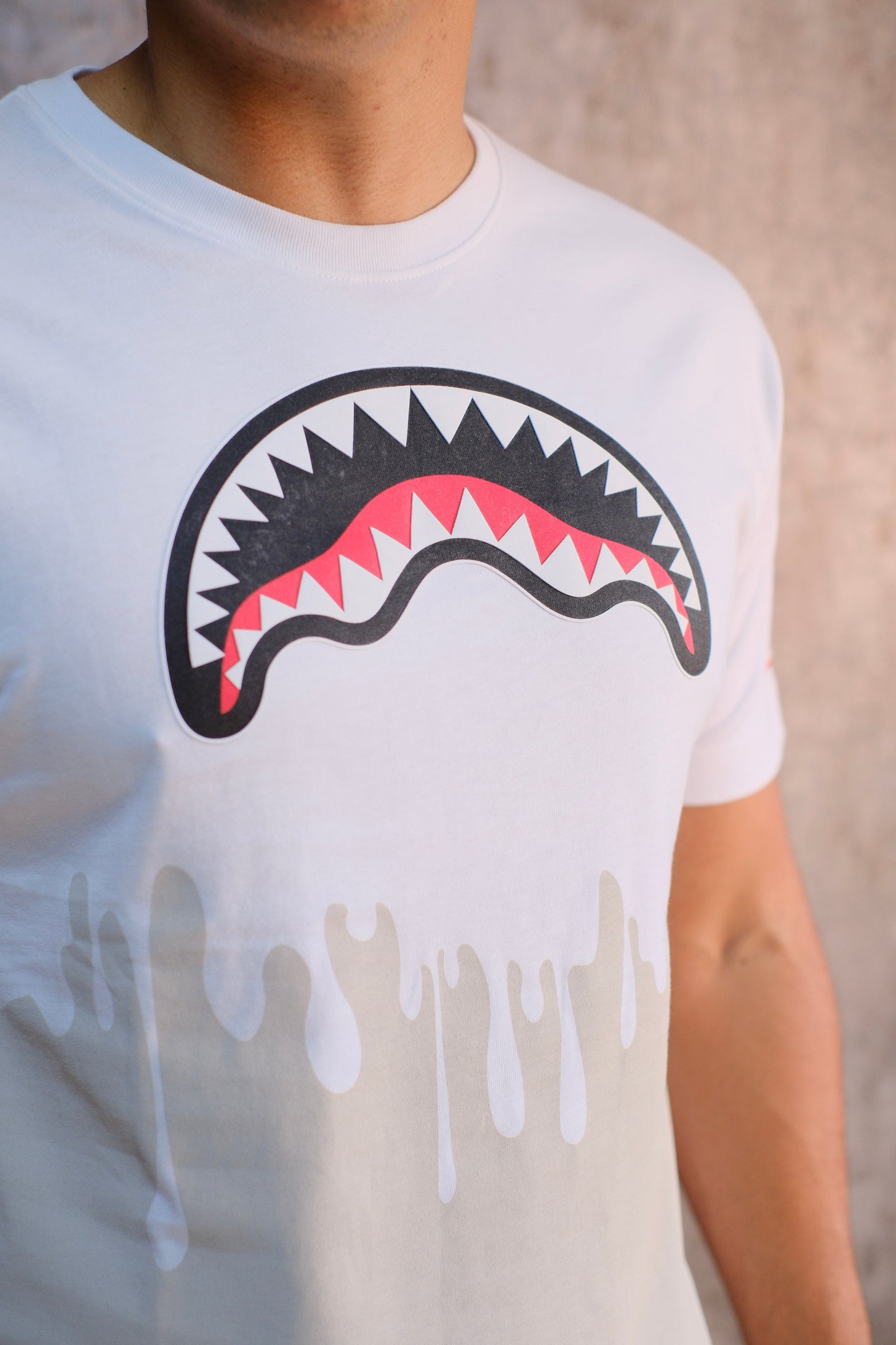 Camiseta SPR Blanca Con Detalles beige