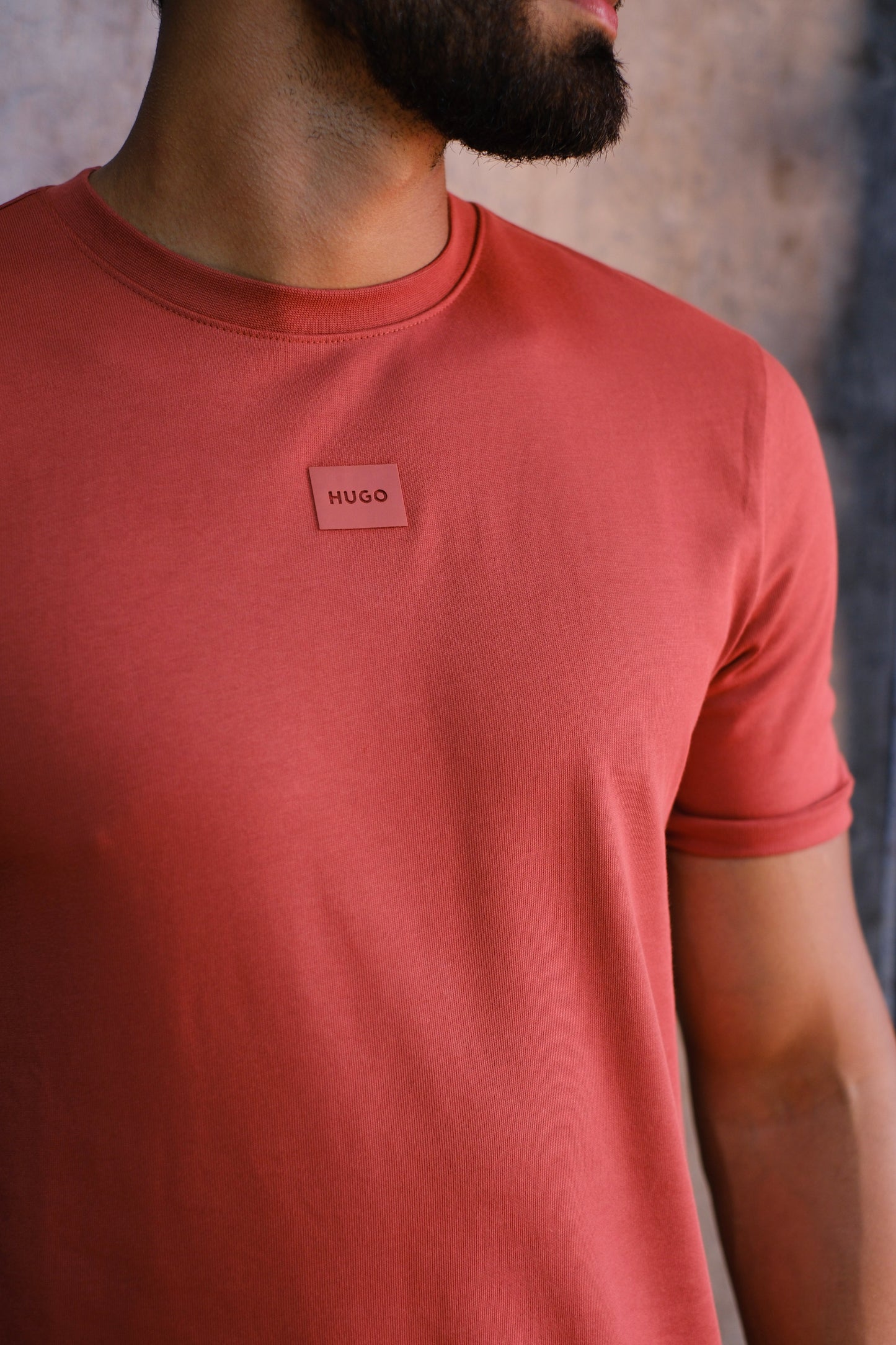 Camiseta HUG Rojo Ladrillo