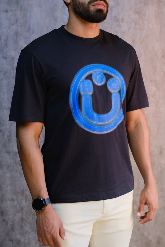 Camiseta HUG Negra Logo Azul