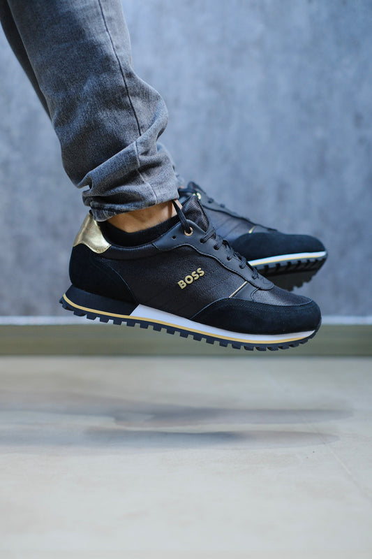 Tenis Hug Negros con Dorado