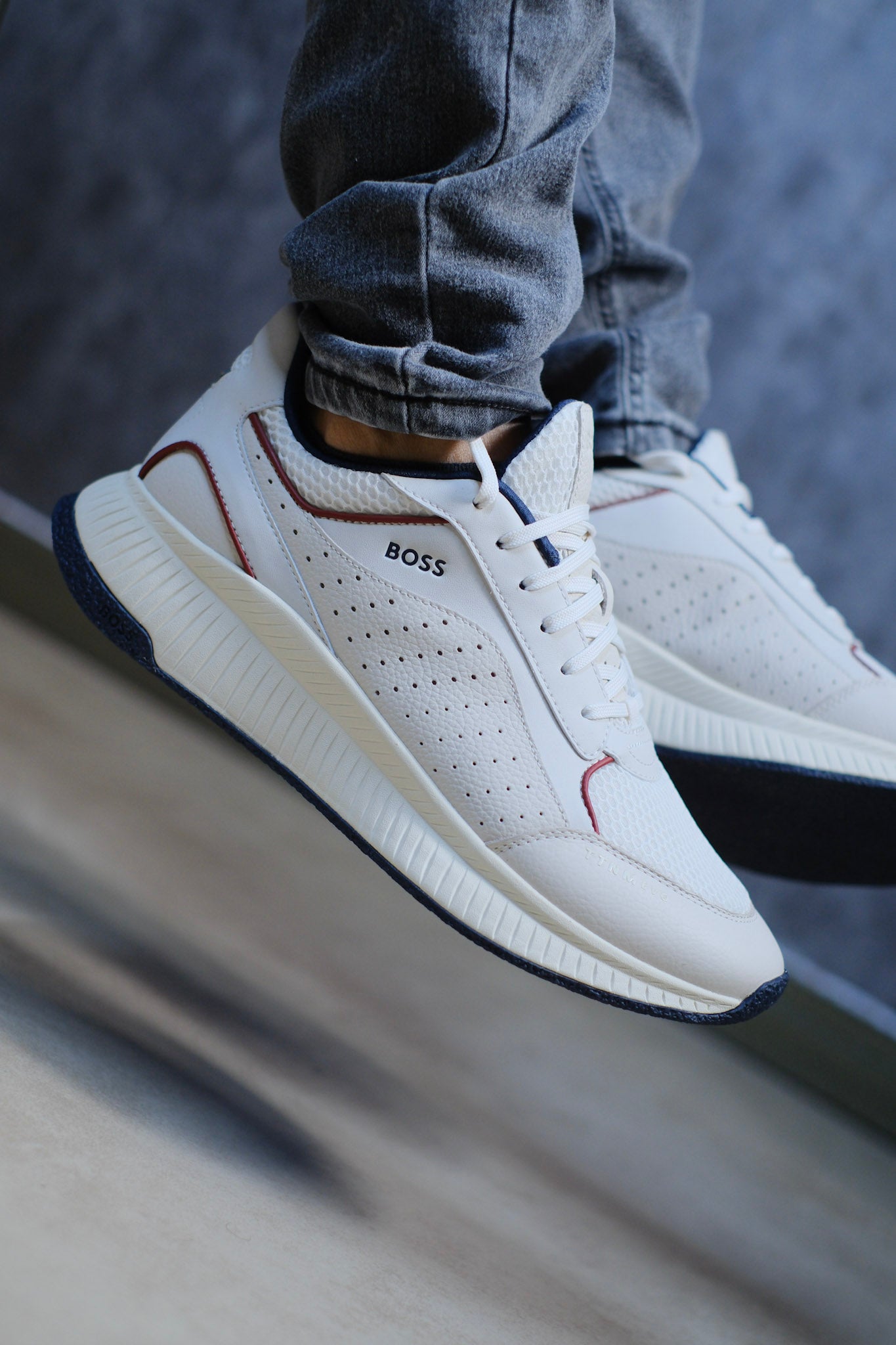 Tenis Hug Blancos crema