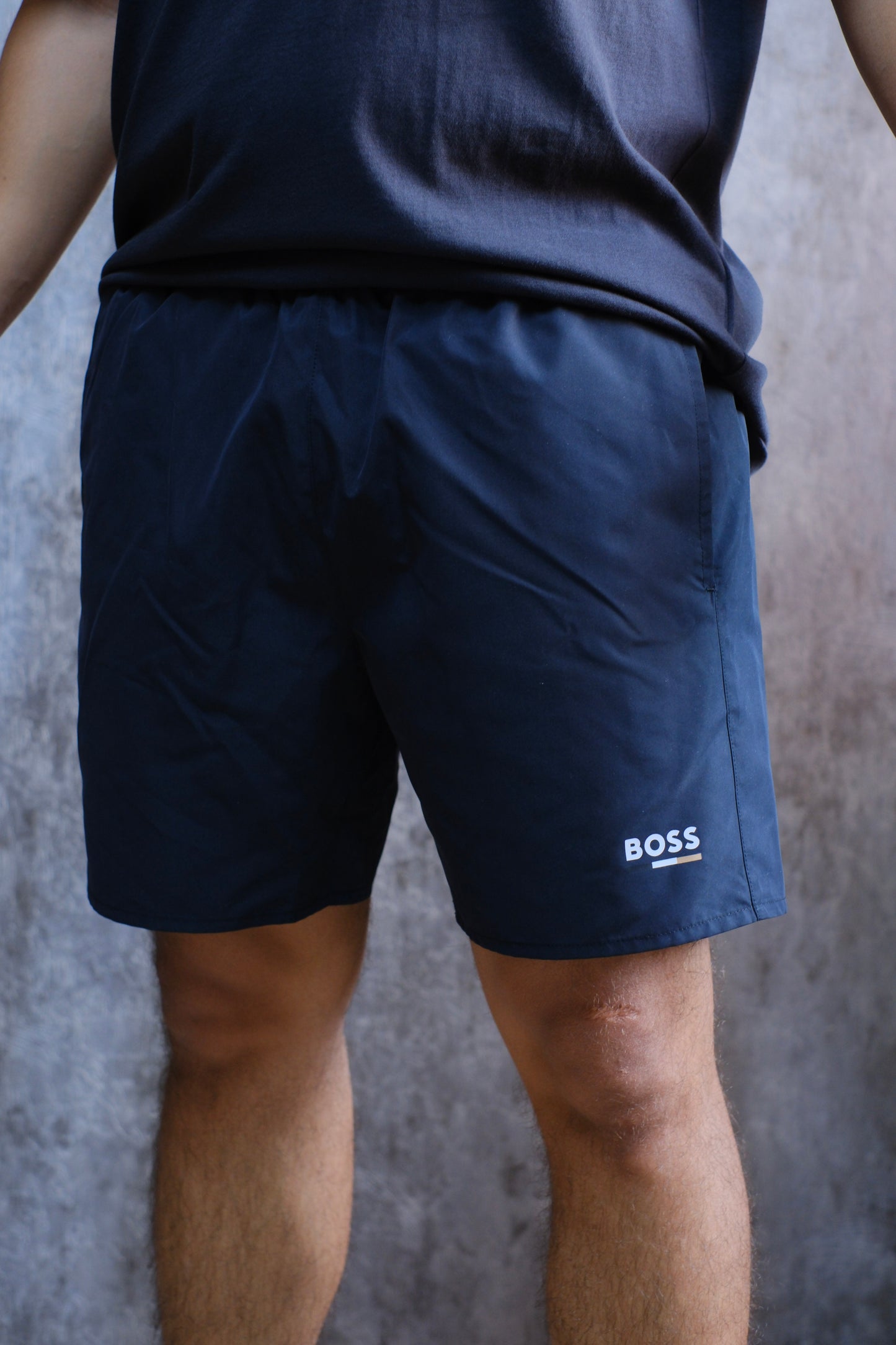 PANTALONETA HUG NEGRA 2026