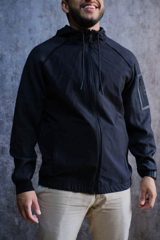 CHAQUETA HUG NEGRA PREMIUM 2026