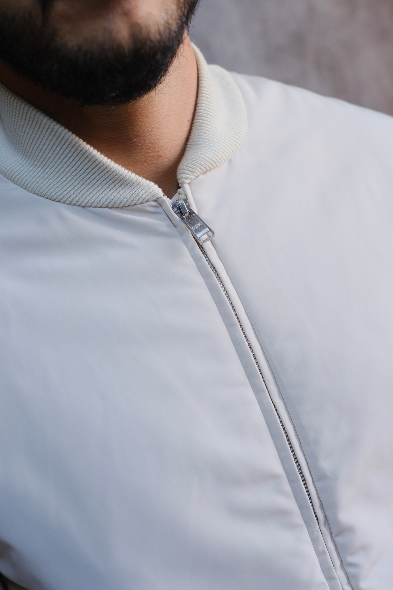 Chaqueta HUG Beige 2026