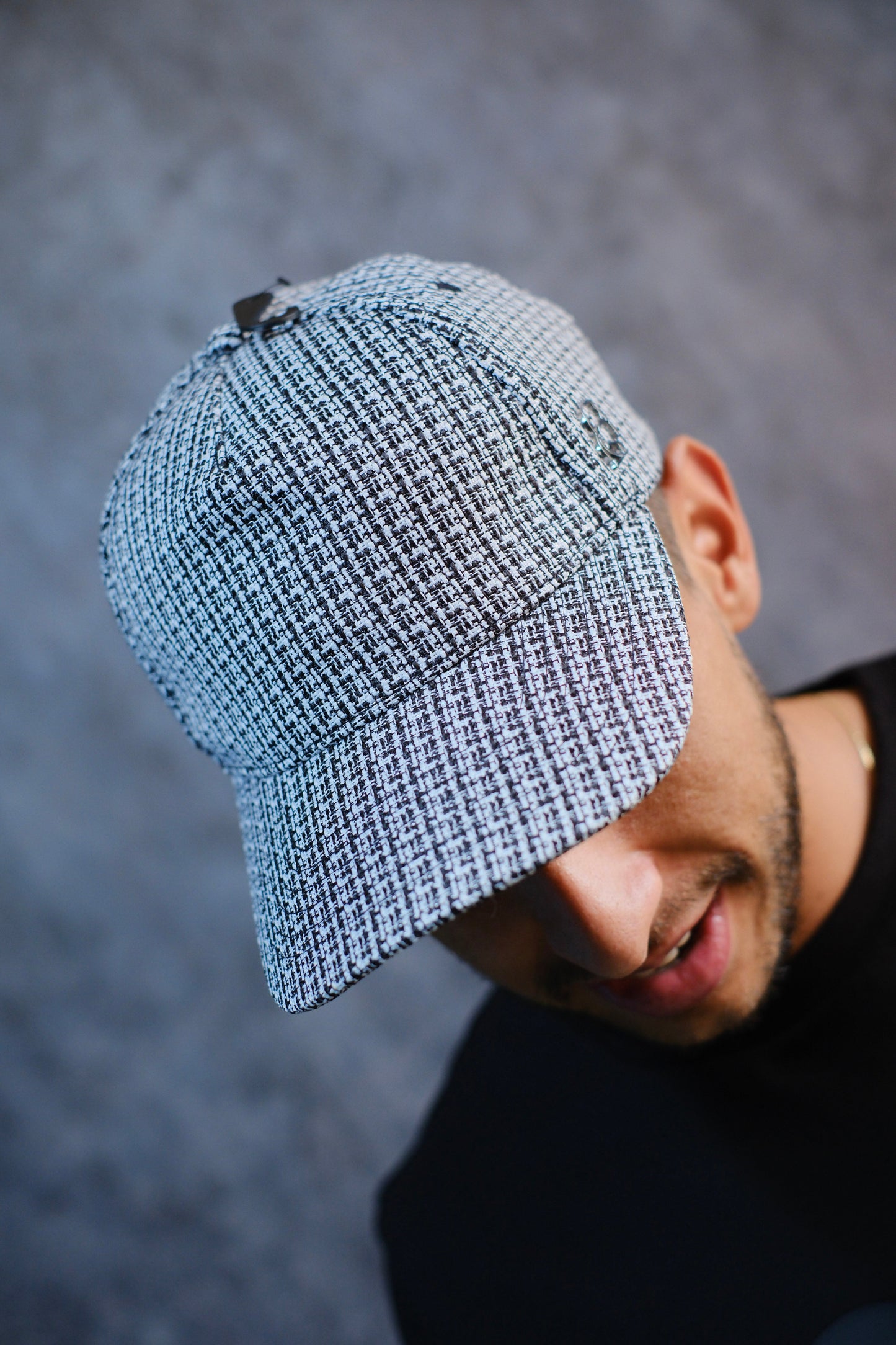 Gorra KAR blanca diseño