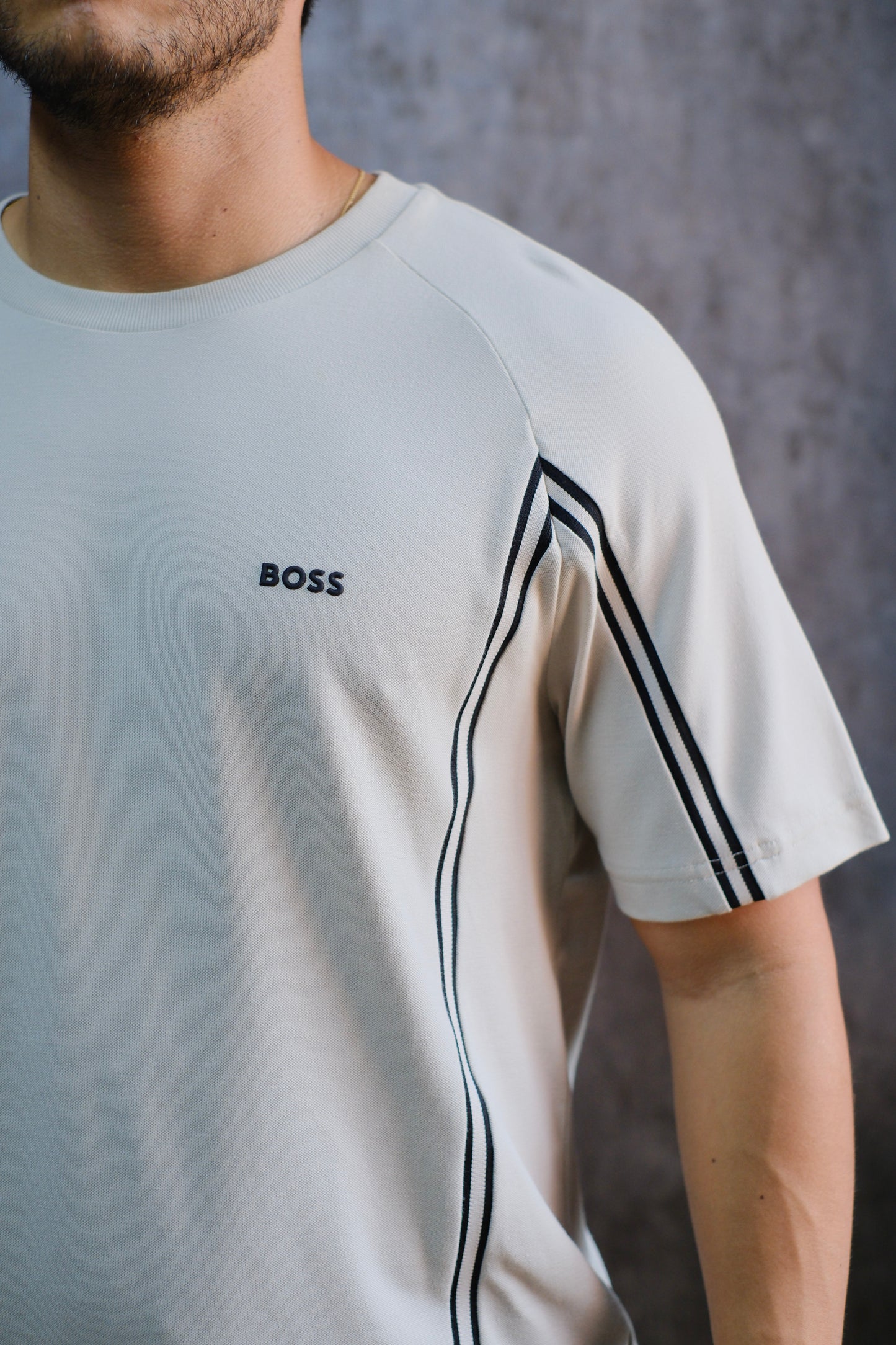 Camiseta HUG beige