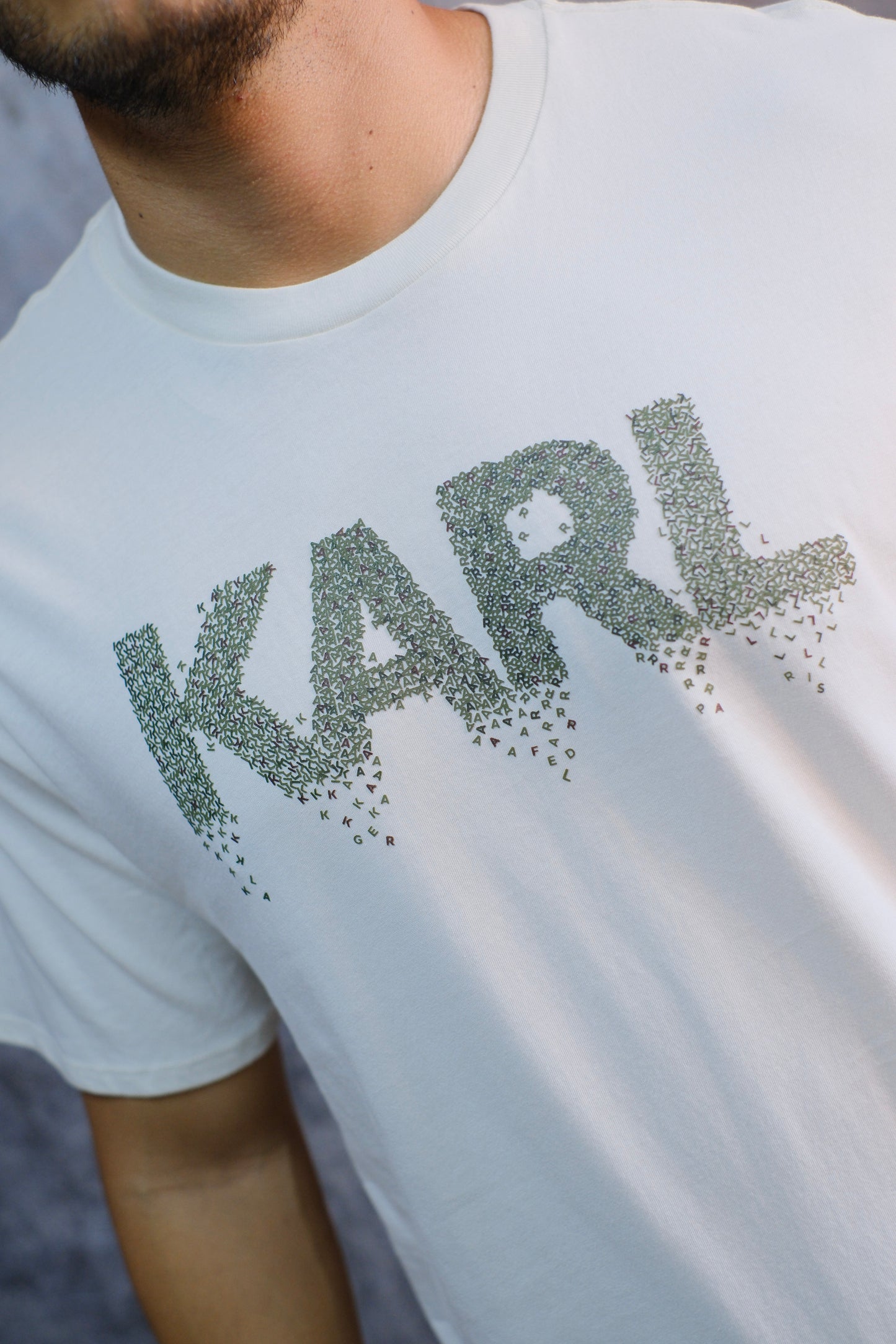 Camiseta KAR beige