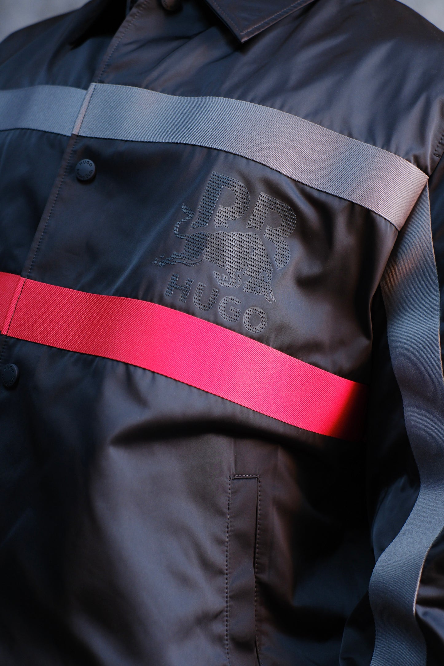 Chaqueta HUG RB negra