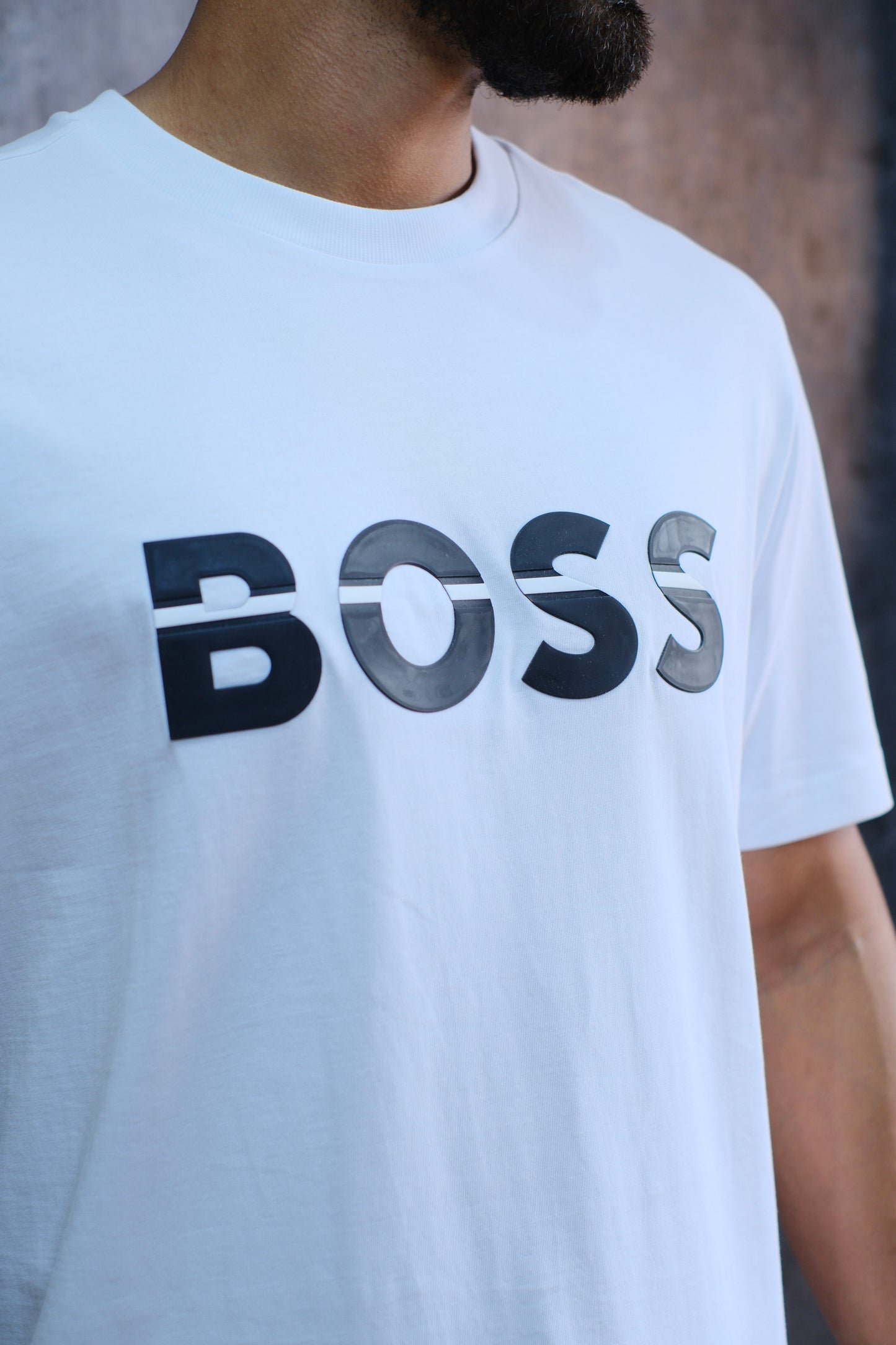 CAMISETA HUG BLANCA