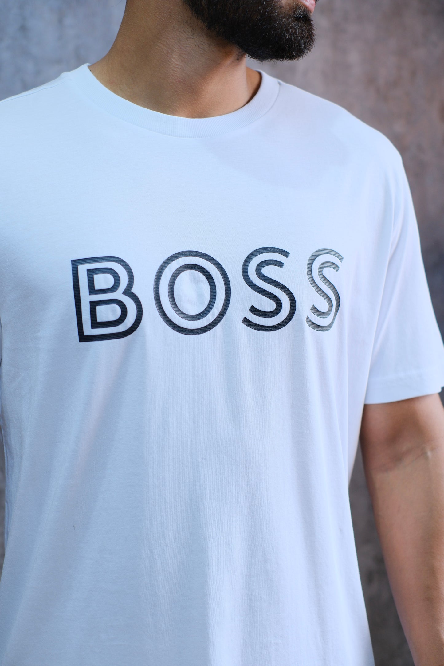 CAMISETA HUG BLANCA