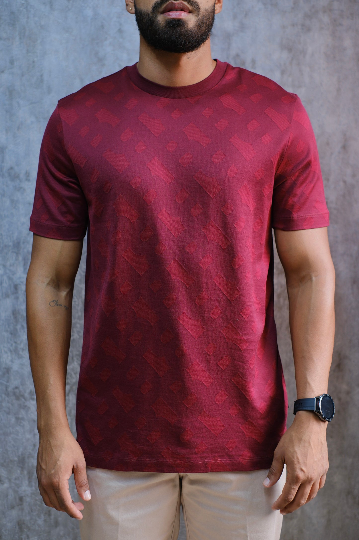CAMISETA HUG VINO TINTO