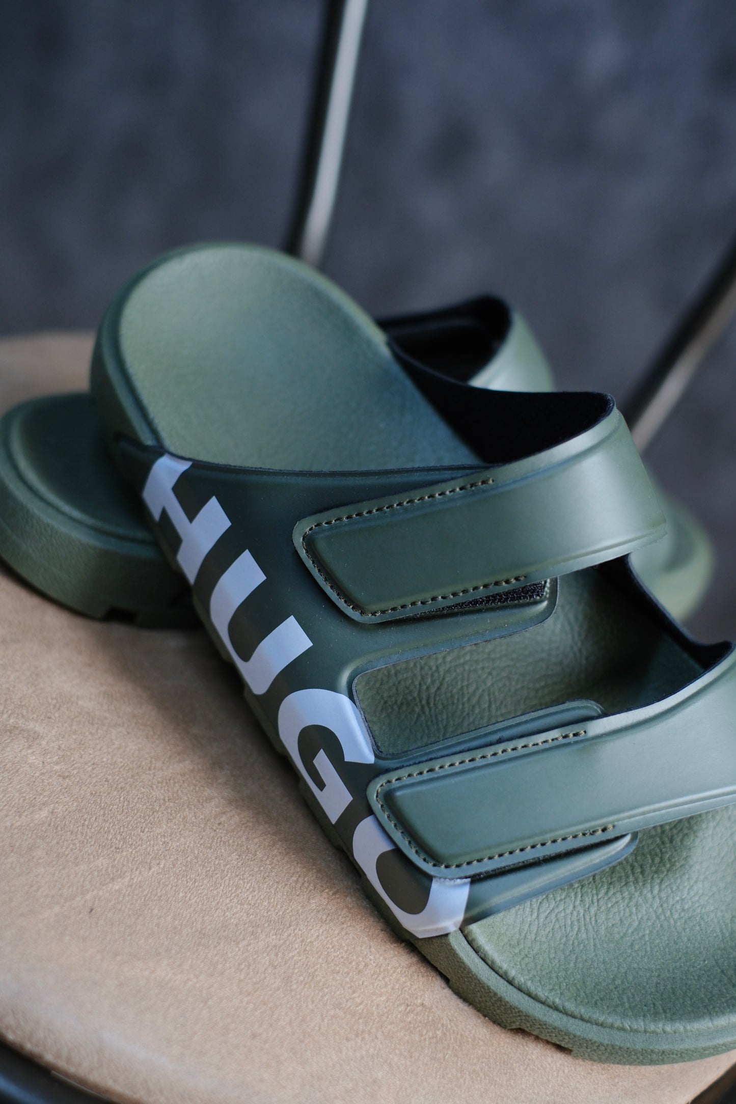 SANDALIAS HUG VERDES