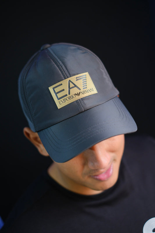 Gorra EMP Gris Logo Dorado