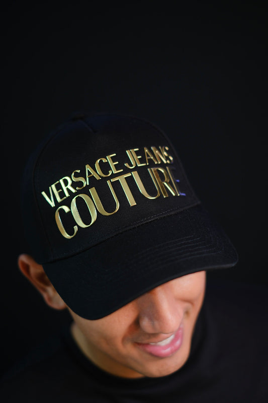 Gorra VER Negra Letras Doradas